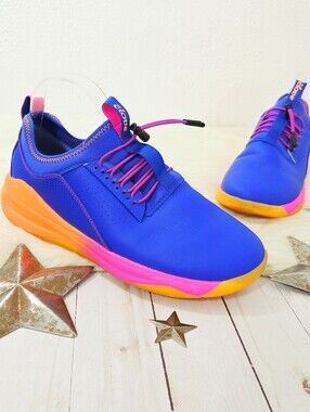 Clove Classic NEBULA Limited Edition Nursing Shoes sneakers blue women's size 10